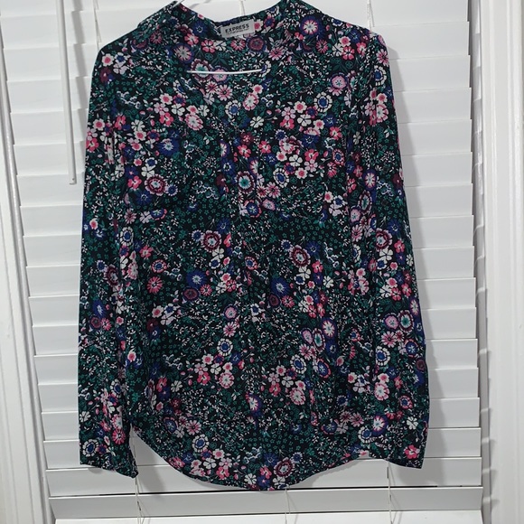 Express patterned blouse size small - Picture 2 of 6
